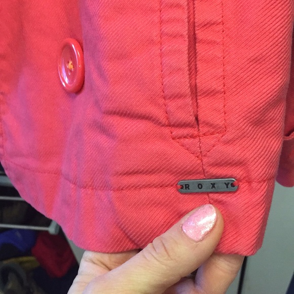 Pink Roxy peacoat, size medium - Picture 3 of 4